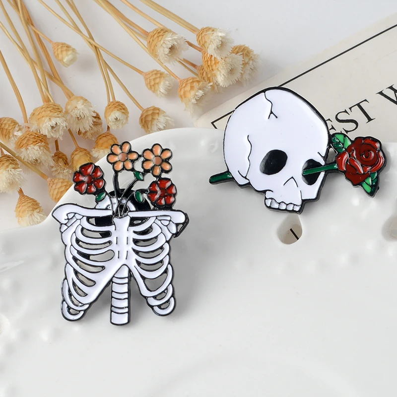 4 Styles Punk Skeleton sad skull Flower Enamel Pins black and white Fox crack skeleton Brooches Badges Fashion Jewelry Gifts
4 Styles Punk Skeleton sad skull Flower Enamel Pins black and white Fox crack skeleton Brooches Badges Fashion Jewelry Gifts