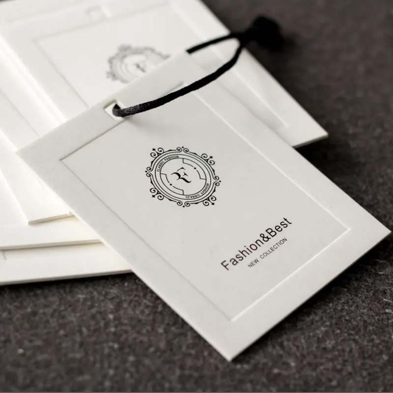 Cloth printed hang tag with metal eyelet/ Customized sewing luggage tagsfor garment price hang tags for clothing
Cloth printed hang tag with metal eyelet/ Customized sewing luggage tagsfor garment price hang tags for clothing