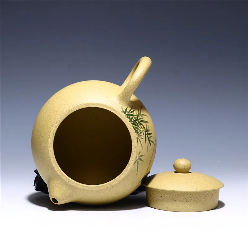 Wholesale Yixing genuine teapot Famous all hand-made Xi Shi teapot Panda Zisha teapot original mine mud fine workmanship
Wholesale Yixing genuine teapot Famous all hand-made Xi Shi teapot Panda Zisha teapot original mine mud fine workmanship