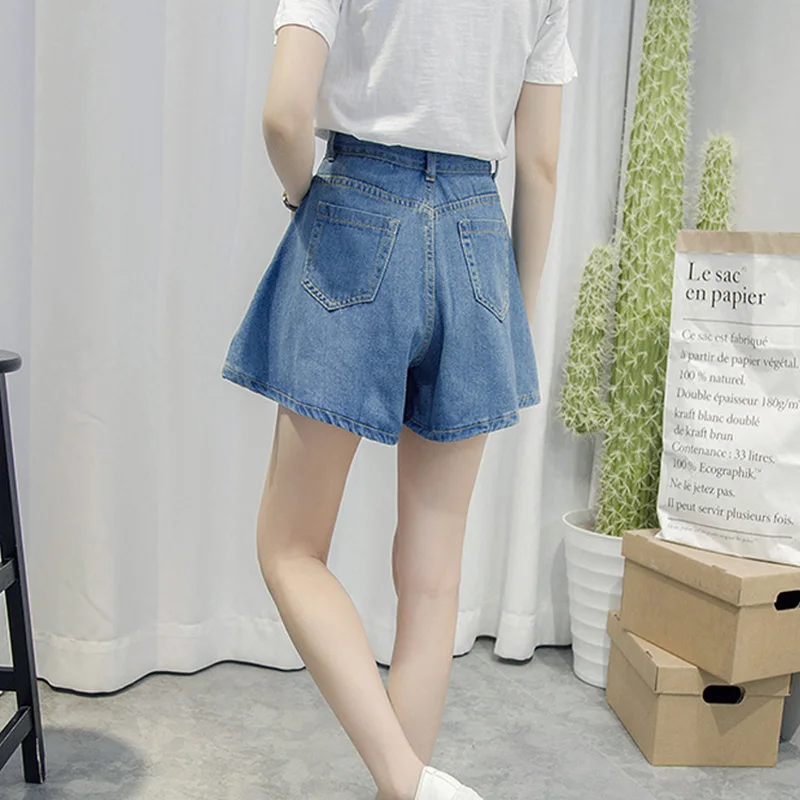 2019 Summer WomenStreetwear Denim Shorts High Waist Wide Leg Shorts Jeans Short Femme New Arrival
2019 Summer WomenStreetwear Denim Shorts High Waist Wide Leg Shorts Jeans Short Femme New Arrival