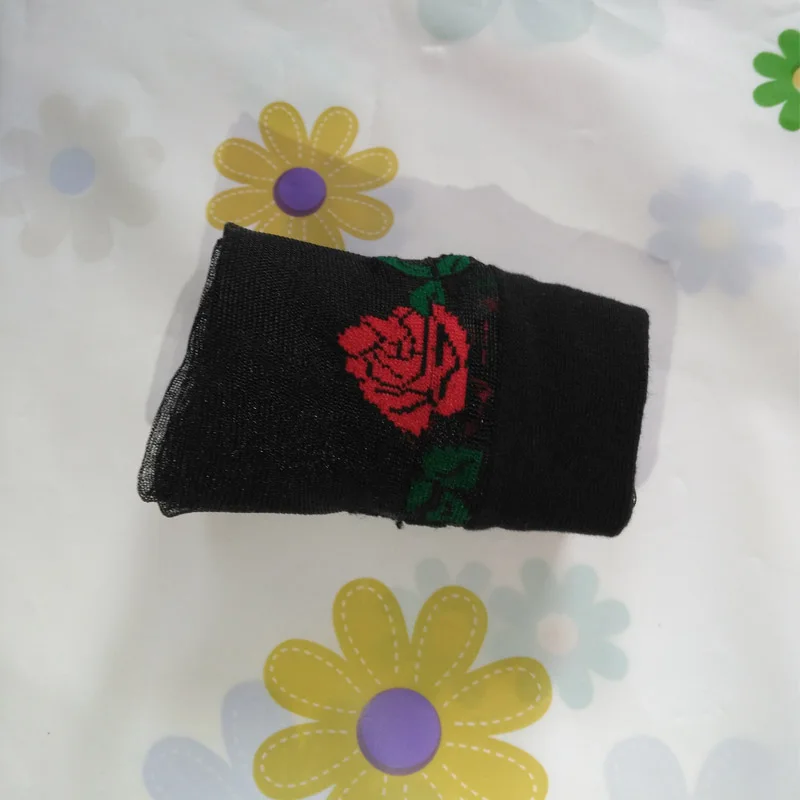 6Pairs Transparent Lace Crystal Silk Anti-skidding Sexy Spring Summer Black Emboridery Red Rose Flower Brand Quality Women Socks
6Pairs Transparent Lace Crystal Silk Anti-skidding Sexy Spring Summer Black Emboridery Red Rose Flower Brand Quality Women Socks