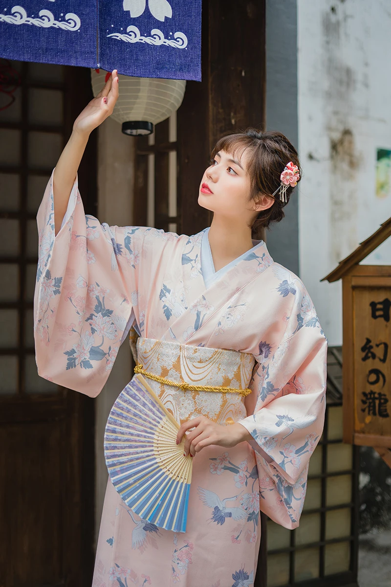 Pink Elegant Girl Daily Dress Japanese National Kimino Classic Yutaka Printed Women Formal Evening Gowns Stage Show Clothing
Pink Elegant Girl Daily Dress Japanese National Kimino Classic Yutaka Printed Women Formal Evening Gowns Stage Show Clothing