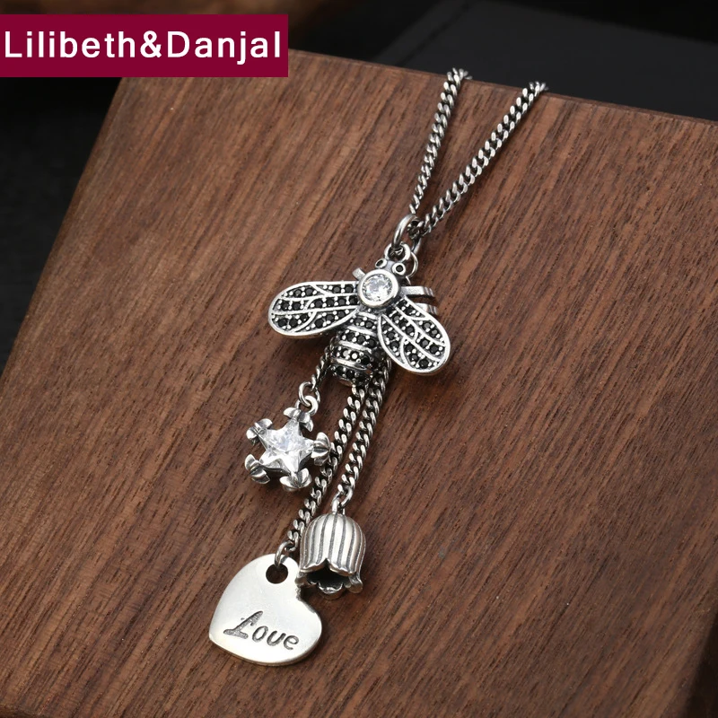 2019 Initial Mosaic stone Creative bee set chain Necklace Pendant 100% 925 Sterling Silver Women Love letter Necklace Jewelry N1
2019 Initial Mosaic stone Creative bee set chain Necklace Pendant 100% 925 Sterling Silver Women Love letter Necklace Jewelry N1