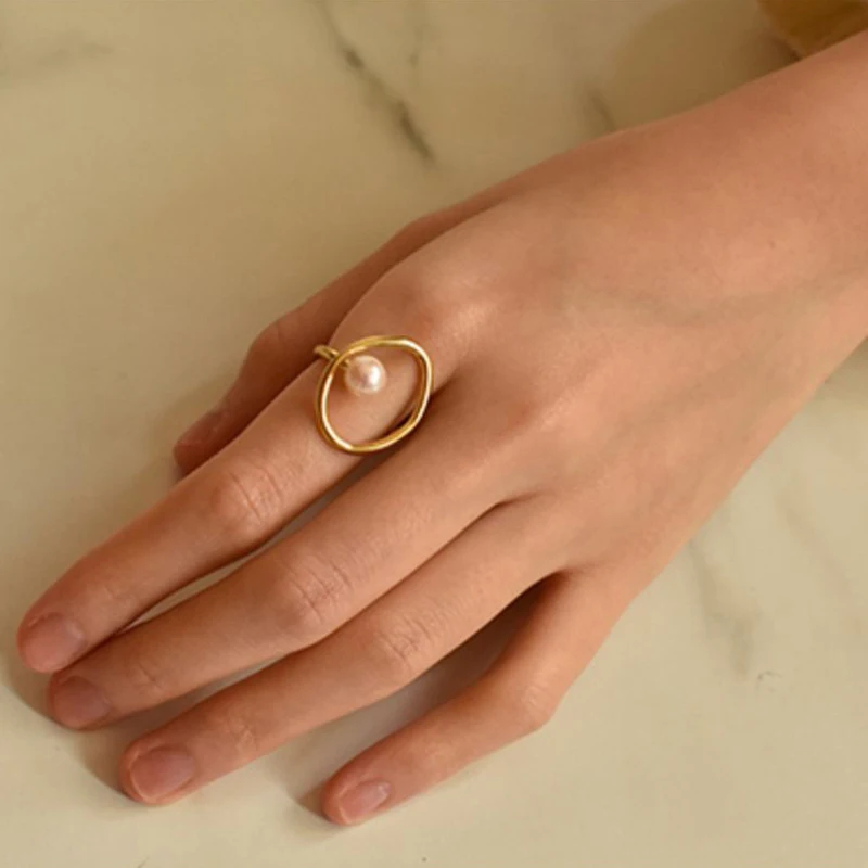 2019 Elegant Simulated Pearl Hollow Adjustable Ring Women Trendy Gold Color Metal Geometric Jewelry Bijoux Fashion Cute Gift
2019 Elegant Simulated Pearl Hollow Adjustable Ring Women Trendy Gold Color Metal Geometric Jewelry Bijoux Fashion Cute Gift