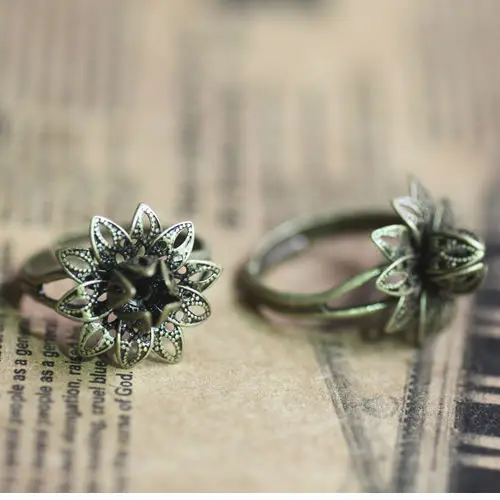 10X 16mm WHOLESALE DIY Jewelry Flower wrap Tray ANTIQUE BRONZE Adjustable RING BASE BLANK Ring Setting Findings
10X 16mm WHOLESALE DIY Jewelry Flower wrap Tray ANTIQUE BRONZE Adjustable RING BASE BLANK Ring Setting Findings