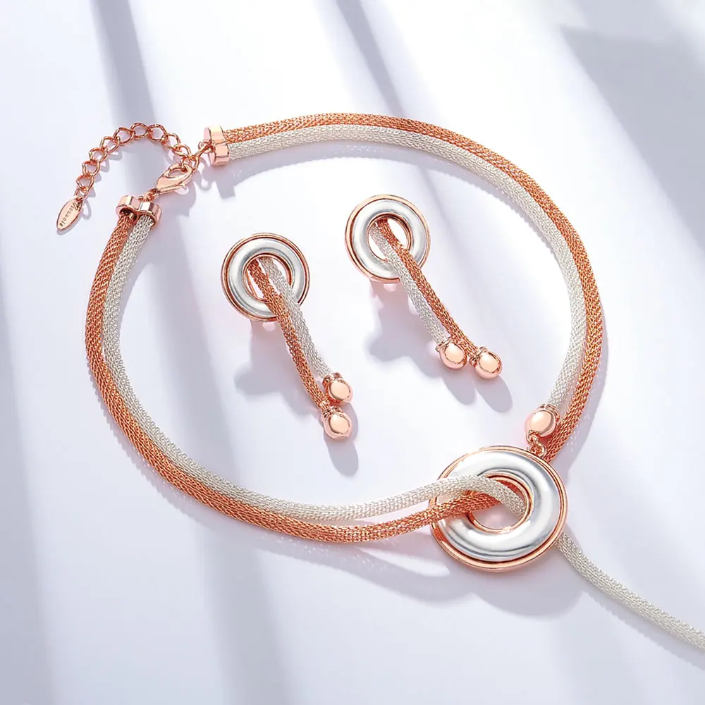 Viennois Trendy Fashion Dubai Jewelry Sets Rose Gold Plated Round Circle Pendant Necklace and Earrings Jewelry Set for Women
Viennois Trendy Fashion Dubai Jewelry Sets Rose Gold Plated Round Circle Pendant Necklace and Earrings Jewelry Set for Women