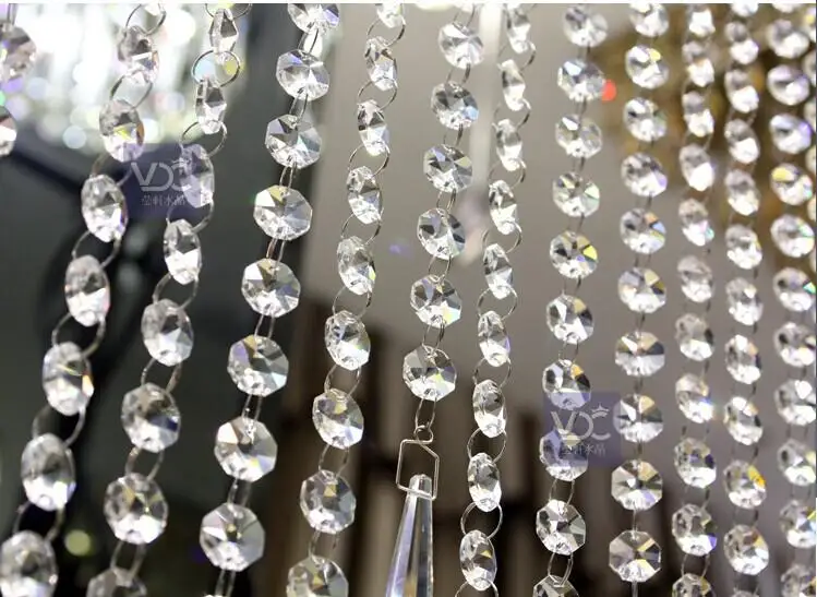 66 FT Crystal Garland Strands Clear Acrylic Bead Chain Wedding Party Manzanita Tree Hanging Wedding Decoration
66 FT Crystal Garland Strands Clear Acrylic Bead Chain Wedding Party Manzanita Tree Hanging Wedding Decoration