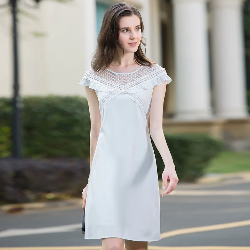 White Lace Dress Summer Fresh 2019 New Temperament Lace Stitching Chiffon Ruffled Fashion A-line Mid-length Women Party Dresses
White Lace Dress Summer Fresh 2019 New Temperament Lace Stitching Chiffon Ruffled Fashion A-line Mid-length Women Party Dresses