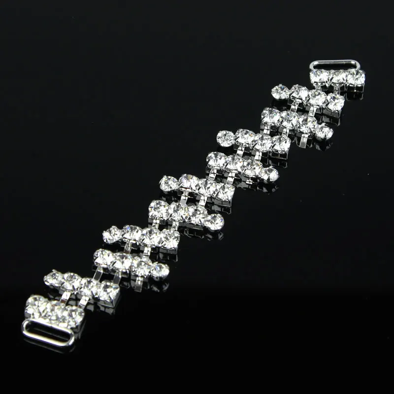 30 Pcs Charm Metal Chain Crystal Rhinestone Bikini Swimwear Connectors/Buckle For Swimwear 13.5x2.5cm
30 Pcs Charm Metal Chain Crystal Rhinestone Bikini Swimwear Connectors/Buckle For Swimwear 13.5x2.5cm