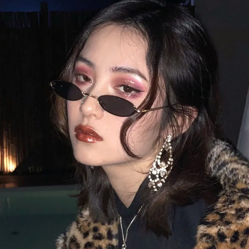 Vintage New Fashion Oval Women Sunglasses Ladies Retro Small Metal Frame Sun Glasses Hot Sale Red Oval Sunglasses For Men/Women
Vintage New Fashion Oval Women Sunglasses Ladies Retro Small Metal Frame Sun Glasses Hot Sale Red Oval Sunglasses For Men/Women