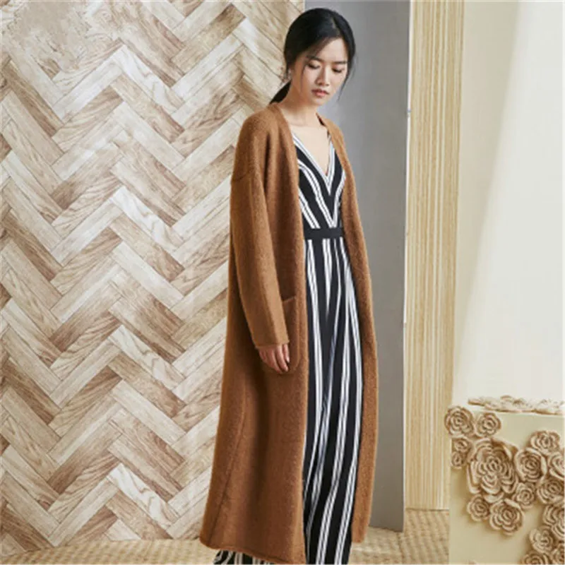 100% hand made wool knit women streetwwear Vneck solid H-straight long cardigan sweater one&over size
100% hand made wool knit women streetwwear Vneck solid H-straight long cardigan sweater one&over size