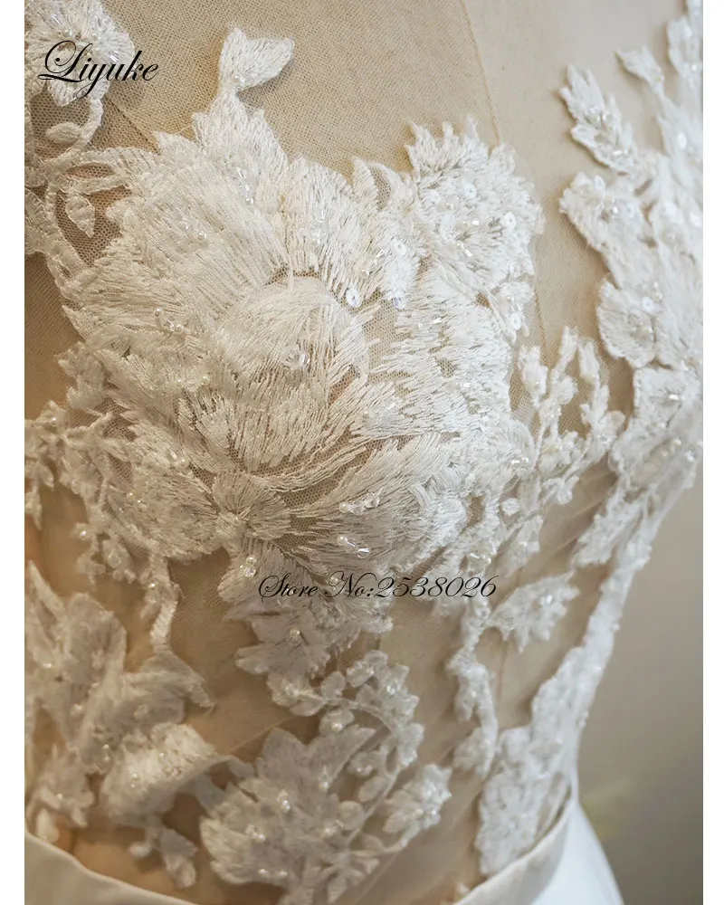 Liyuke Simple Satin Natural Waistline A-Line Wedding Dress Embroidery Appliques Lace With Button Court Train Vestido De Noiva
Liyuke Simple Satin Natural Waistline A-Line Wedding Dress Embroidery Appliques Lace With Button Court Train Vestido De Noiva
