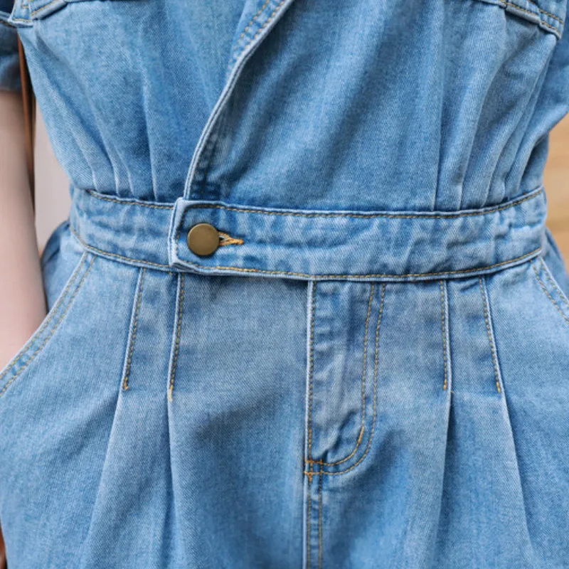 Women Summer Turn Down Collar Blue Denim Playsuits Streetwear Short Sleeve Button Jeans Jumpsuit Harajuku Loose Overalls Rompers
Women Summer Turn Down Collar Blue Denim Playsuits Streetwear Short Sleeve Button Jeans Jumpsuit Harajuku Loose Overalls Rompers