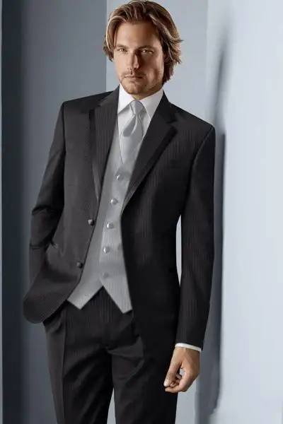 High Quality Mens Suits Groom Tuxedos Groomsmen Wedding Party Dinner Best Man Suits Blazer (Jacket+Pants+Vest+Tie) NO:1012
High Quality Mens Suits Groom Tuxedos Groomsmen Wedding Party Dinner Best Man Suits Blazer (Jacket+Pants+Vest+Tie) NO:1012