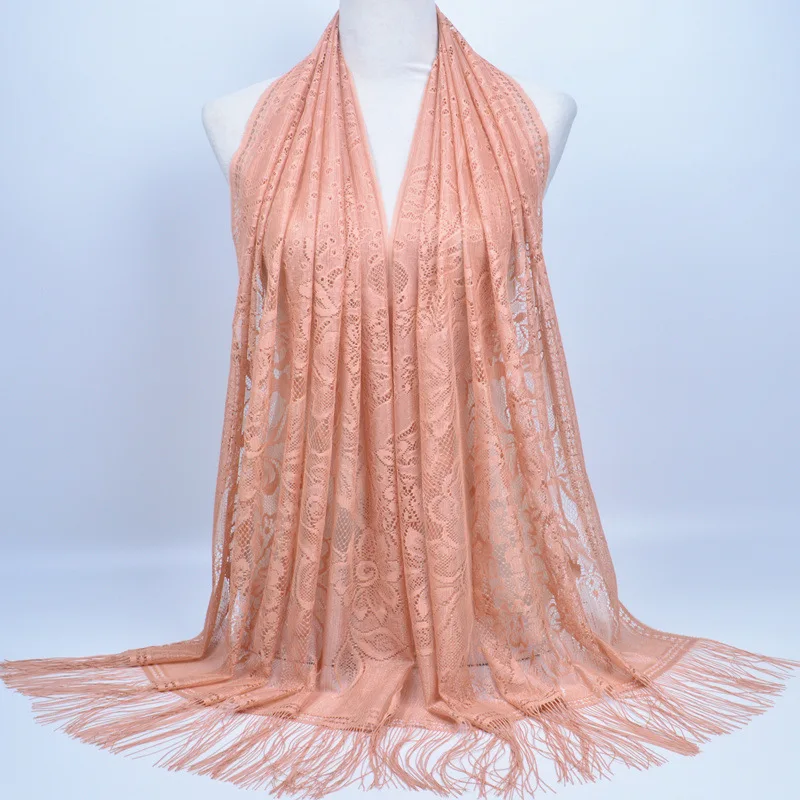 Muslim Headscarf Pure Lace Hollow Tassel Scarf Female Autumn and Winter Long Veil Scarf Europe and America Women Shawl
Muslim Headscarf Pure Lace Hollow Tassel Scarf Female Autumn and Winter Long Veil Scarf Europe and America Women Shawl