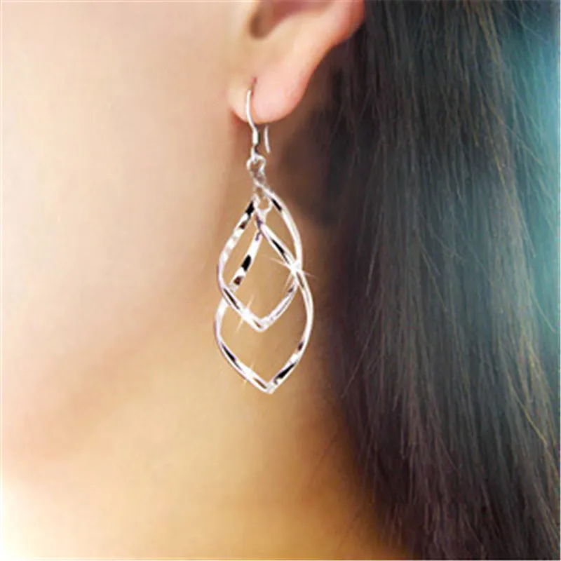 2019 wholesale Korean pop earrings fashion OL love water drop ring connected twisted earrings
2019 wholesale Korean pop earrings fashion OL love water drop ring connected twisted earrings