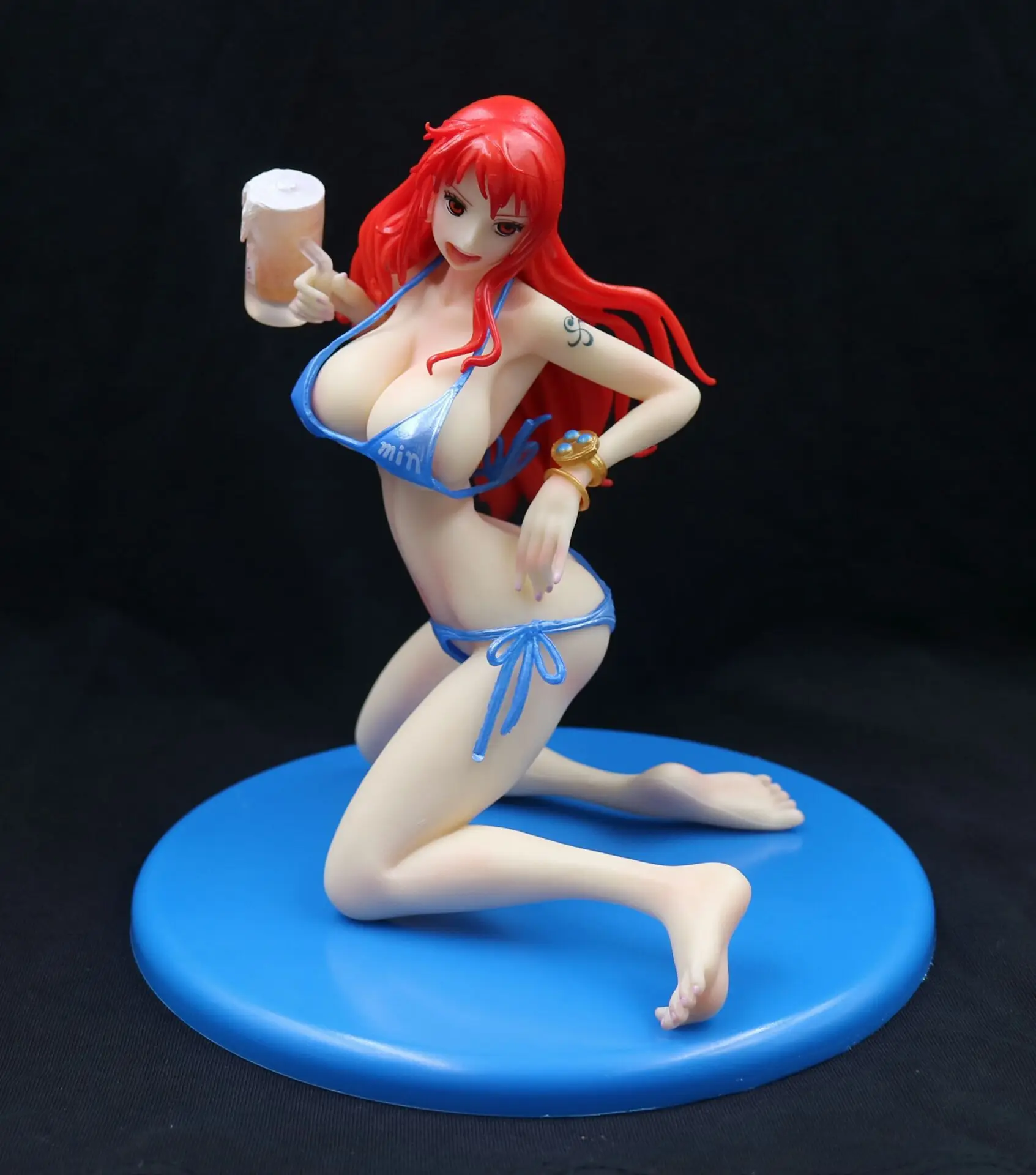 15cm Japanese anime figure one piece beer Nami Swimsuit sitting ver action figure collectible model toys
15cm Japanese anime figure one piece beer Nami Swimsuit sitting ver action figure collectible model toys