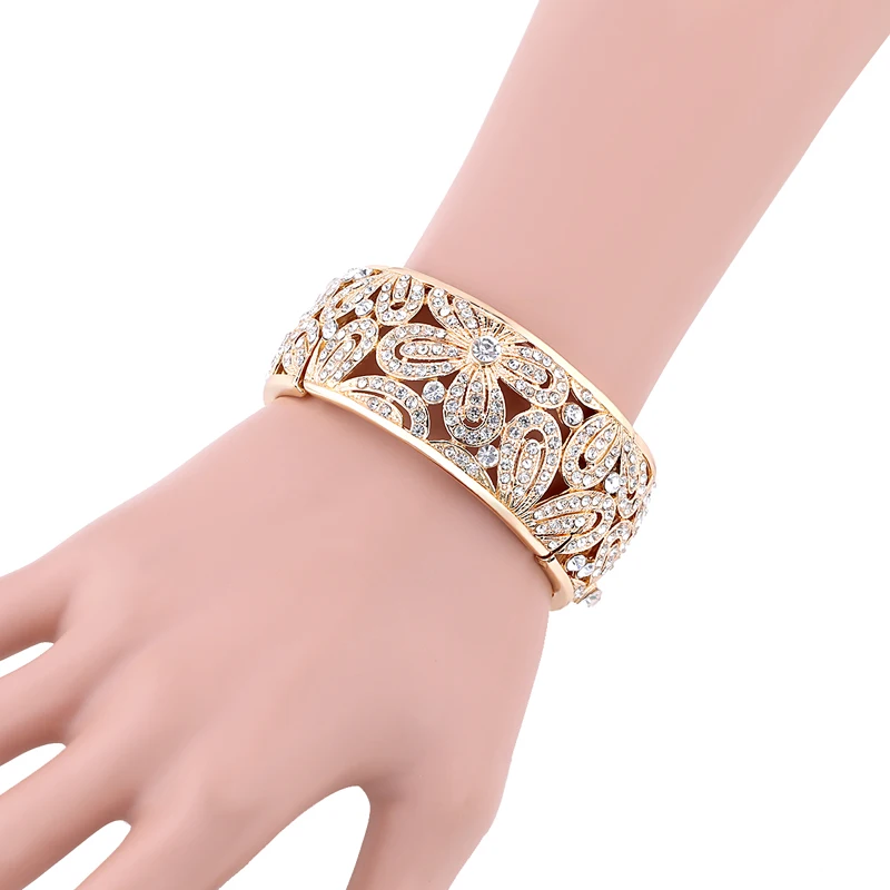 KAYMEN Women's Beautiful Round Full Rhinestones Statement Bangle Cuff Bracelet for Women Golden Plated Wedding Party Bangle
KAYMEN Women's Beautiful Round Full Rhinestones Statement Bangle Cuff Bracelet for Women Golden Plated Wedding Party Bangle