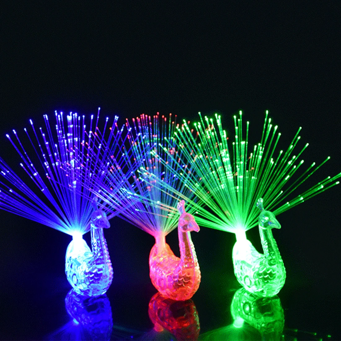 1pc Peacock Finger Light Colorful LED Light-up Rings Party Gadgets Kids Intelligent Toy for Party Gift Color Random
1pc Peacock Finger Light Colorful LED Light-up Rings Party Gadgets Kids Intelligent Toy for Party Gift Color Random