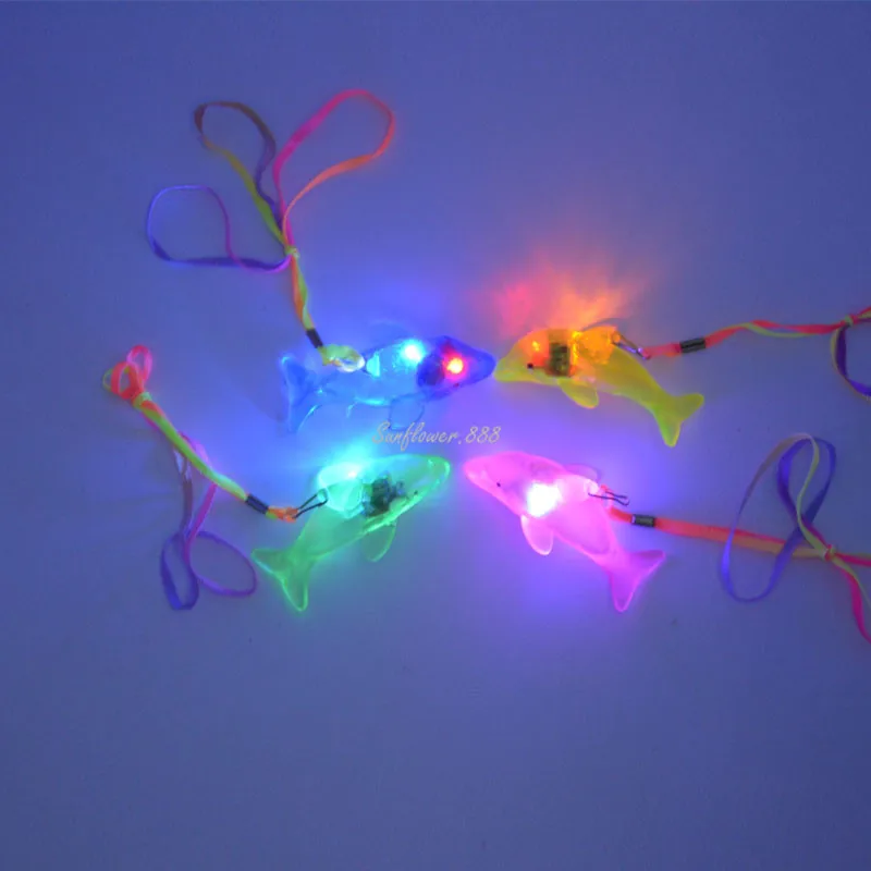Flashing Dolphin Glow Necklace Pendants Kids Adults Glowing Jewelry LED Party Favors Birthday Gift Supplies Wedding Children Toy
Flashing Dolphin Glow Necklace Pendants Kids Adults Glowing Jewelry LED Party Favors Birthday Gift Supplies Wedding Children Toy
