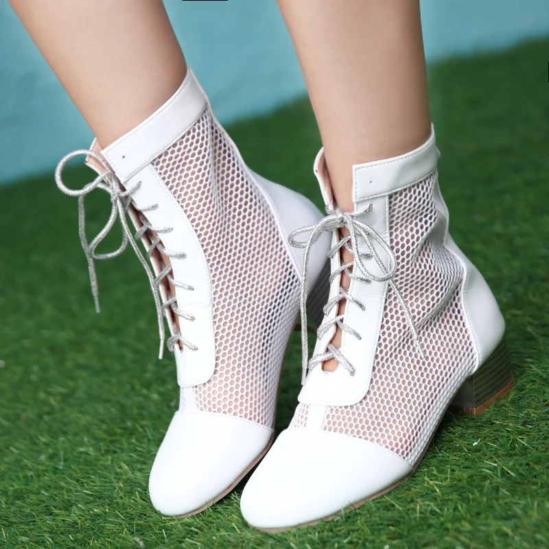 Summer Mesh Breathable Boots Women Gladiator Sandals Hidden High Heels Lace Up Rome Shoes Female White silver Black Size 33-45
Summer Mesh Breathable Boots Women Gladiator Sandals Hidden High Heels Lace Up Rome Shoes Female White silver Black Size 33-45