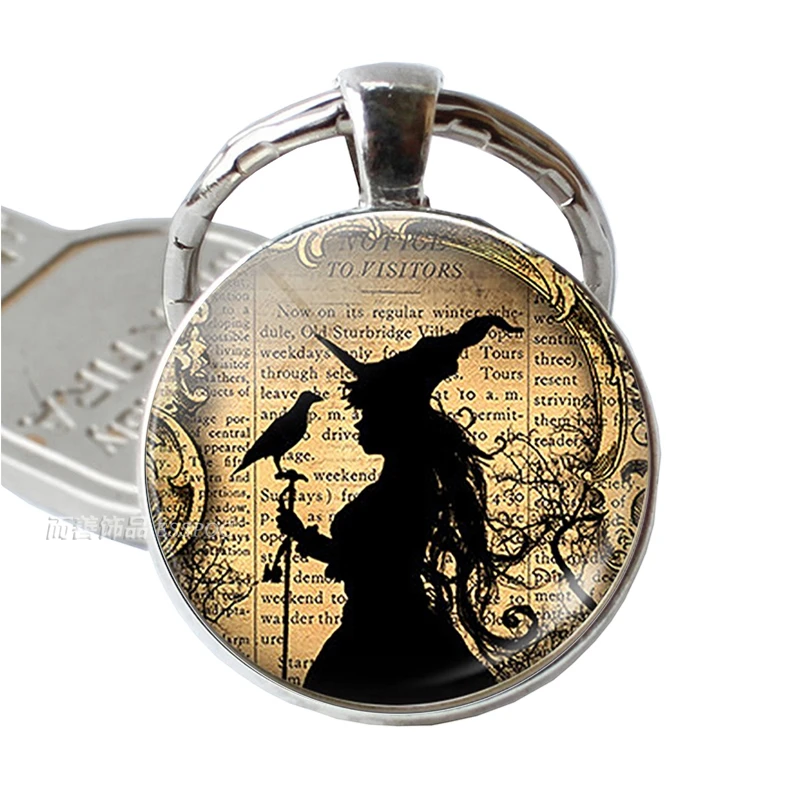Fashion Witch Raven Pendant Keychain Silver Color Glass Dome Alloy Key Chain Ring Halloween Jewelry Bag Decor for Men Women Gift
Fashion Witch Raven Pendant Keychain Silver Color Glass Dome Alloy Key Chain Ring Halloween Jewelry Bag Decor for Men Women Gift