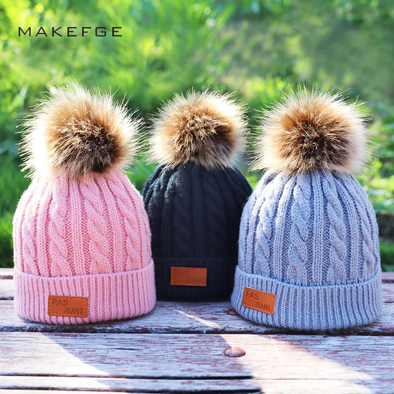 Children's autumn and winter knitted cotton hats warm and comfortable ski hat solid color fashion boy girl universal pompom caps
Children's autumn and winter knitted cotton hats warm and comfortable ski hat solid color fashion boy girl universal pompom caps