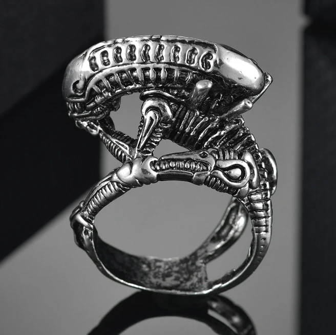 MeMolissa Metal Color Skull Biker Ring Jewelry Classic Gothic Motor Punk Rock Ring for Men Women Alien Predator Ring Party Gift
MeMolissa Metal Color Skull Biker Ring Jewelry Classic Gothic Motor Punk Rock Ring for Men Women Alien Predator Ring Party Gift