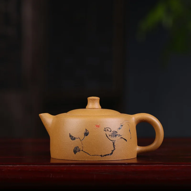 Yixing are recommended by the manual undressed ore section of mud song sky travel pot teapot tea set gift
Yixing are recommended by the manual undressed ore section of mud song sky travel pot teapot tea set gift