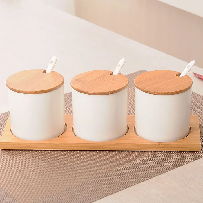 Creative household ceramic seasoning jar three-piece kitchen seasoning jar set white seasoning jar salt jar
Creative household ceramic seasoning jar three-piece kitchen seasoning jar set white seasoning jar salt jar