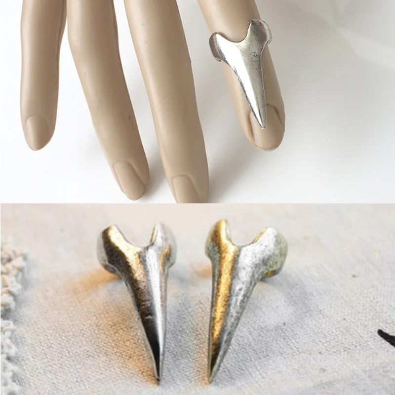 2018 jewelry wholesale Claw nail rings 1 pcs men women vintage Steampunk jewelry ring rings party punk ring
2018 jewelry wholesale Claw nail rings 1 pcs men women vintage Steampunk jewelry ring rings party punk ring