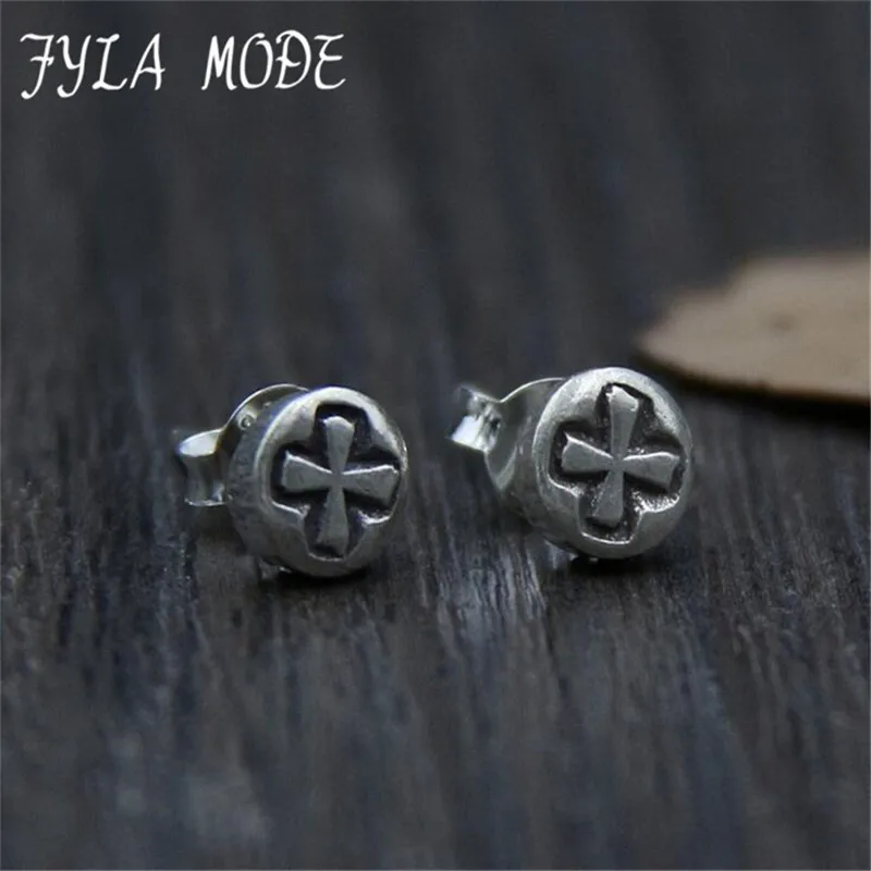 Super Deal 1 Pair Round Stud Earrings For Men Cool Women Jewelry Mens Cross Earrings Thai Silver Male Stud 6*13mm 1.40g WTS018
Super Deal 1 Pair Round Stud Earrings For Men Cool Women Jewelry Mens Cross Earrings Thai Silver Male Stud 6*13mm 1.40g WTS018
