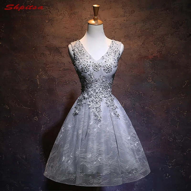 Grey Short Lace Cocktail Dresses Women Mini Beaded Homecoming Evening Prom Coctail Party Dresses vestido de festa curto coctel
Grey Short Lace Cocktail Dresses Women Mini Beaded Homecoming Evening Prom Coctail Party Dresses vestido de festa curto coctel