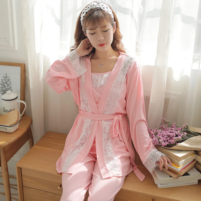Women Sexy Maternity 3pcs Sets Lace Robe + Vest + Pants Nursing Pajamas Sets Breastfeeding Sleepwear Clothing For Pregnant Women
Women Sexy Maternity 3pcs Sets Lace Robe + Vest + Pants Nursing Pajamas Sets Breastfeeding Sleepwear Clothing For Pregnant Women