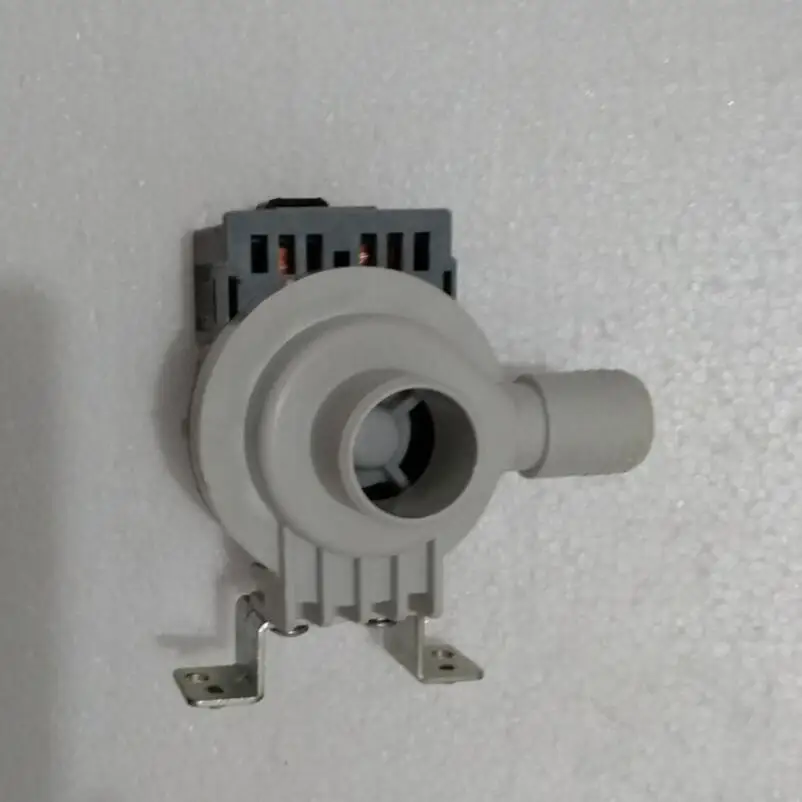 Washing machine parts drain water pump W1036113 AC110V 17L/min flow output power 14W 25MM 32MM
Washing machine parts drain water pump W1036113 AC110V 17L/min flow output power 14W 25MM 32MM