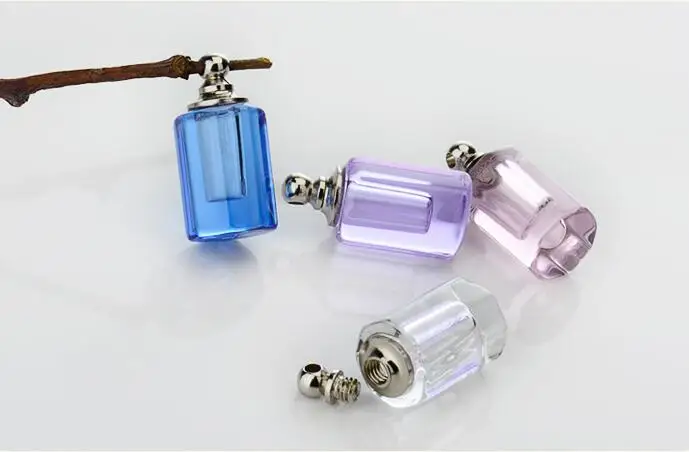 100ets/lot Facet Glass Vial Pendant for Necklace pendant SCREW top name on rice Art Rhinestone Essential oil DIY pendant
100ets/lot Facet Glass Vial Pendant for Necklace pendant SCREW top name on rice Art Rhinestone Essential oil DIY pendant