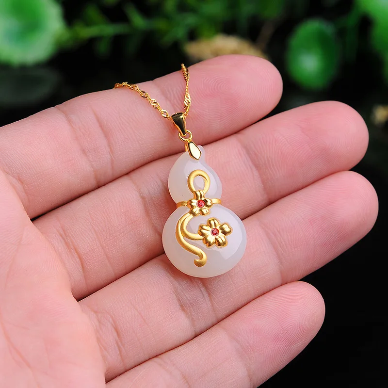 Golden Mosaic white jade gourd Pendant Fine Jewelry Necklace in gift box qianxihengyuan
Golden Mosaic white jade gourd Pendant Fine Jewelry Necklace in gift box qianxihengyuan