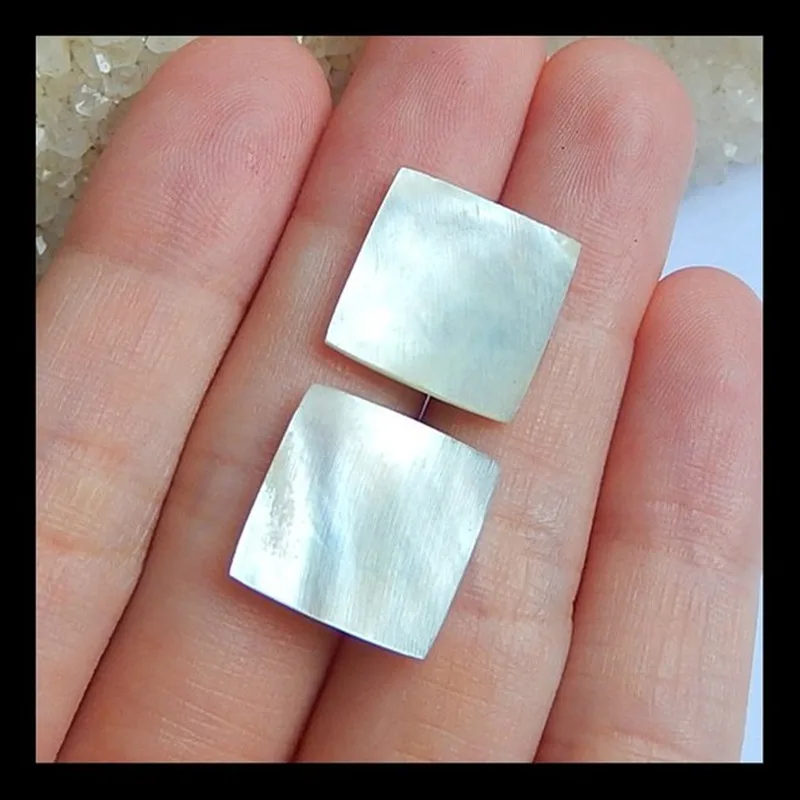 Fashion Beautiful Obsidian And M.O.P Intarsia Beads For Cuffinks ,Handmade DIY Supply Jewelry For Earrings,14x2mm,1.8g
Fashion Beautiful Obsidian And M.O.P Intarsia Beads For Cuffinks ,Handmade DIY Supply Jewelry For Earrings,14x2mm,1.8g
