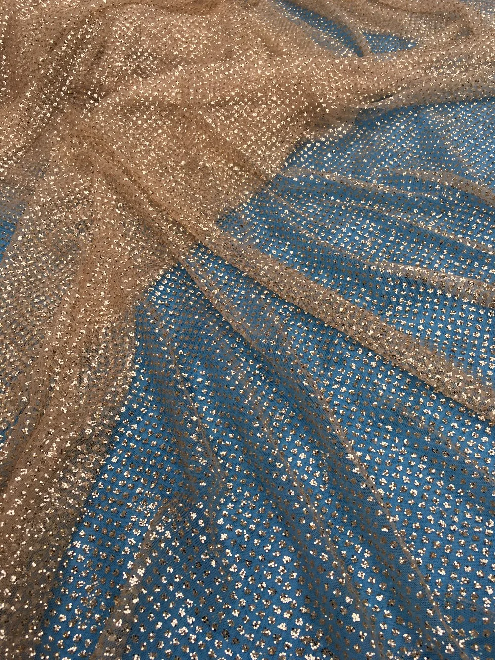 New design fashion design L-144 beautiful African tulle lace fabric with glitter african french lace fabric
New design fashion design L-144 beautiful African tulle lace fabric with glitter african french lace fabric
