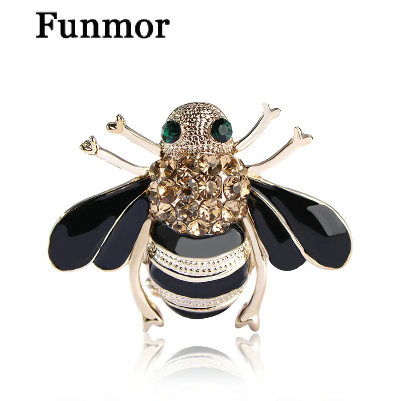 Cute Yellow Insects Bee Corsages Black Enamel Champagne Crystal Brooches Bouquet Gold-color Brooch Women Pins Jewelry
Cute Yellow Insects Bee Corsages Black Enamel Champagne Crystal Brooches Bouquet Gold-color Brooch Women Pins Jewelry