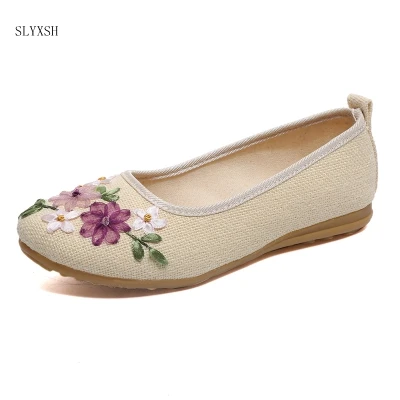 New Women Flower Flats Slip On Cotton Fabric Casual Shoes Comfortable Round Toe Student Flat Shoes Woman Plus Size 35-42
New Women Flower Flats Slip On Cotton Fabric Casual Shoes Comfortable Round Toe Student Flat Shoes Woman Plus Size 35-42