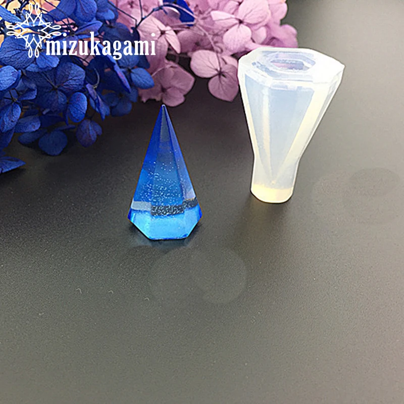 Коническая силиконовая форма для УФ-смолы, 1 шт., декоративная форма для изготовления ювелирных изделий, подвесок, формы для эпоксидной смол...
Коническая силиконовая форма для УФ-смолы, 1 шт., декоративная форма для изготовления ювелирных изделий, подвесок, формы для эпоксидной смол...