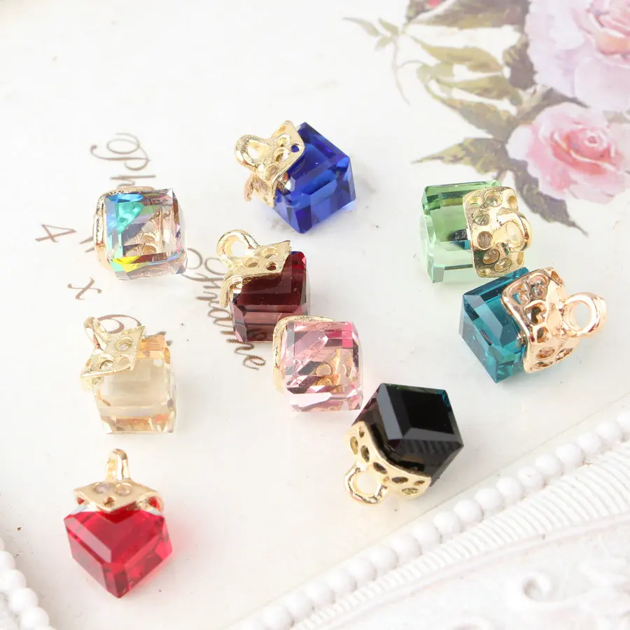 Diy Jewelry making 20pcs Colorful Square Rhinestone decoration Alloy Rose gold-color tone Charms diy Earring/Necklace pendant
Diy Jewelry making 20pcs Colorful Square Rhinestone decoration Alloy Rose gold-color tone Charms diy Earring/Necklace pendant