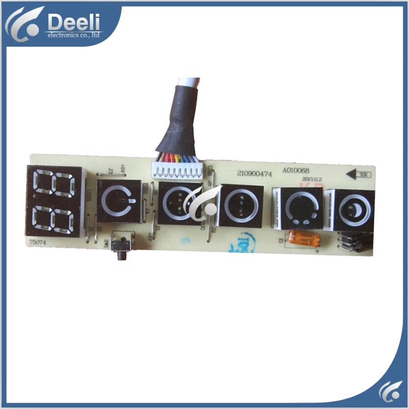 used good working for Air conditioning display board remote control receiver board plate 210900474 A010068
used good working for Air conditioning display board remote control receiver board plate 210900474 A010068