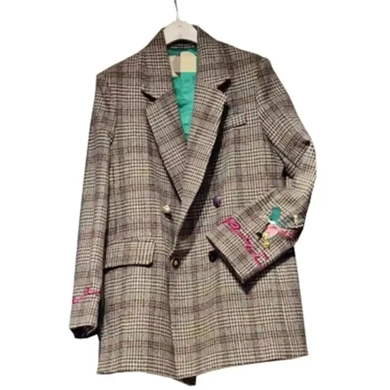 Women Plaid Blazers Suit Ladies Autumn plaid embroidery in the long paragraph loose retro plaid woolen suit jacket female
Women Plaid Blazers Suit Ladies Autumn plaid embroidery in the long paragraph loose retro plaid woolen suit jacket female