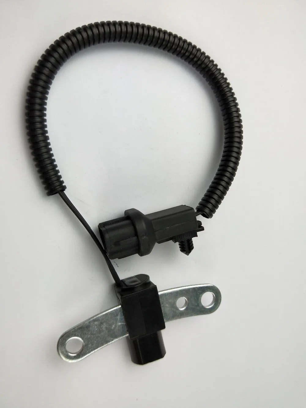 SMD Crank Shaft Crankshaft Position Sensor For Jeep Cherokee 53009954 4638128 56027866AB PC130 CSS814 04638128 53006154
SMD Crank Shaft Crankshaft Position Sensor For Jeep Cherokee 53009954 4638128 56027866AB PC130 CSS814 04638128 53006154