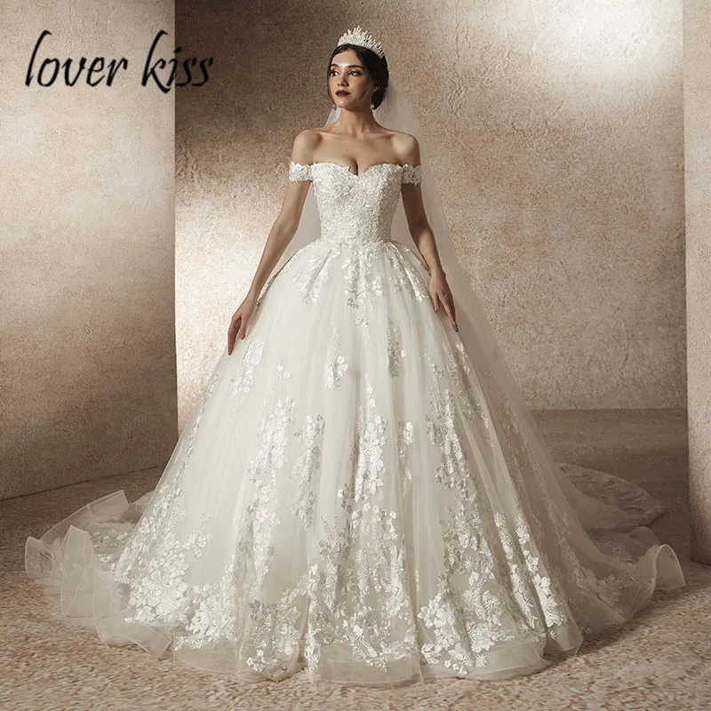 Кружевное бальное платье с аппликацией Lover Kiss, свадебные платья 2021 с открытыми плечами и бисером, платье до пола, свадебные платья
Кружевное бальное платье с аппликацией Lover Kiss, свадебные платья 2021 с открытыми плечами и бисером, платье до пола, свадебные платья