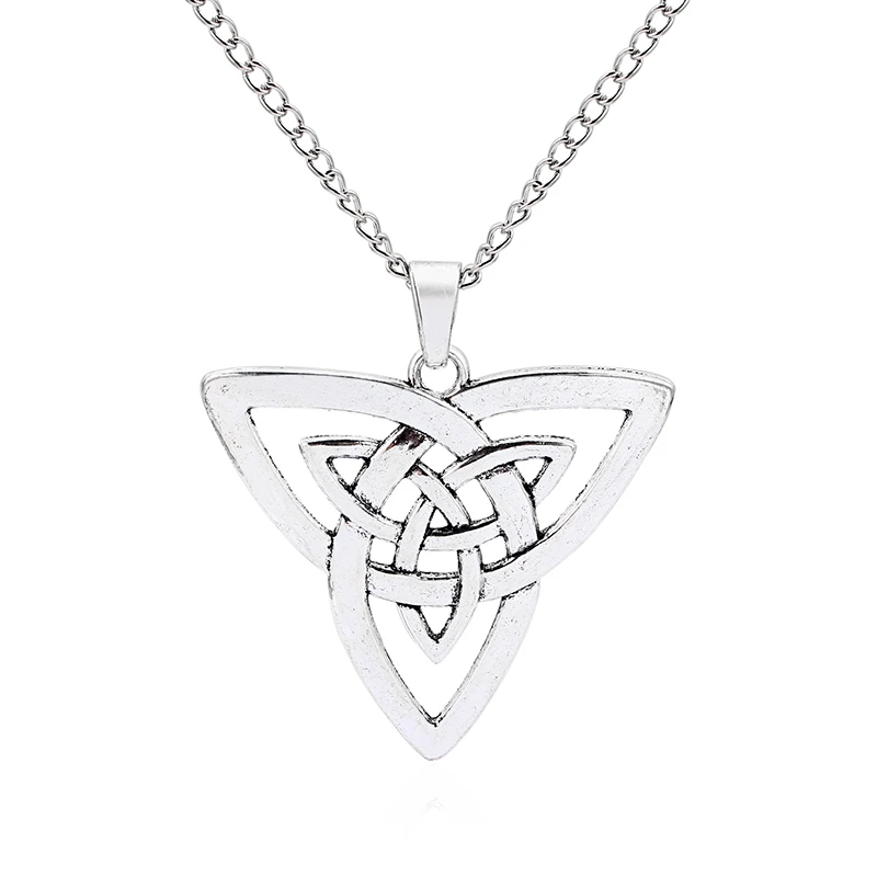1pcs Large Lagenlook Triangle Knot Pendant Long Link Chain Sweater Necklace Collier Jewelry Gift For Women&Men
1pcs Large Lagenlook Triangle Knot Pendant Long Link Chain Sweater Necklace Collier Jewelry Gift For Women&Men