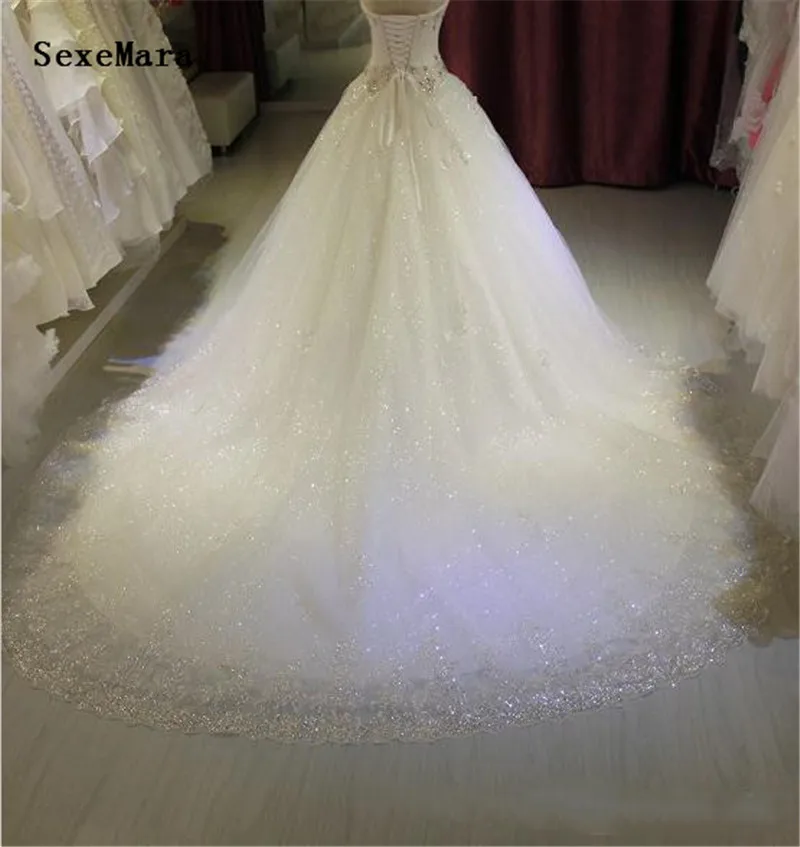 Ivory White A Line Wedding Dresses With Sparkly Crystals Sweetheart Bridal Wedding Gowns Vestidos De Novia Plus Size
Ivory White A Line Wedding Dresses With Sparkly Crystals Sweetheart Bridal Wedding Gowns Vestidos De Novia Plus Size