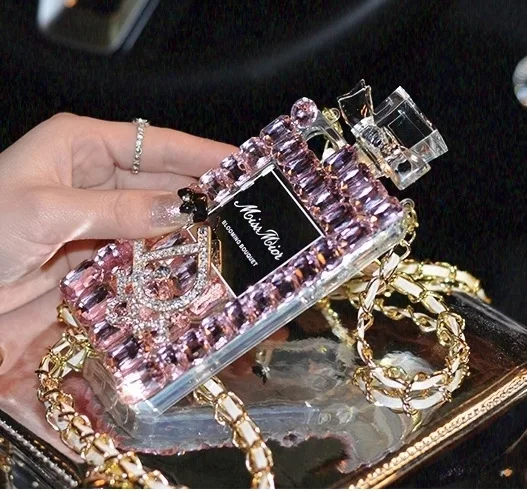 Perfume bottle bow case for iphone7/8 plus shell diamond 12/6S hanging Neck Lanyard accessories silicone luxury Case For phone12
Perfume bottle bow case for iphone7/8 plus shell diamond 12/6S hanging Neck Lanyard accessories silicone luxury Case For phone12